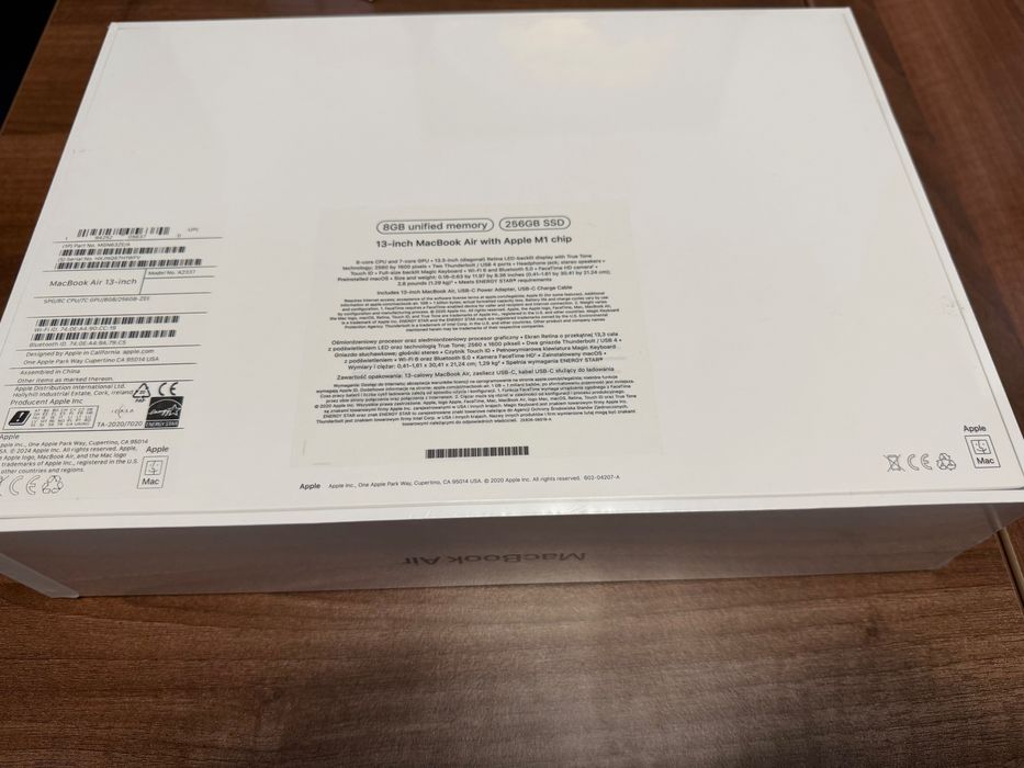 Apple MacBook Air 13-inch M1 NOU, 8GB RAM, 256GB SSD