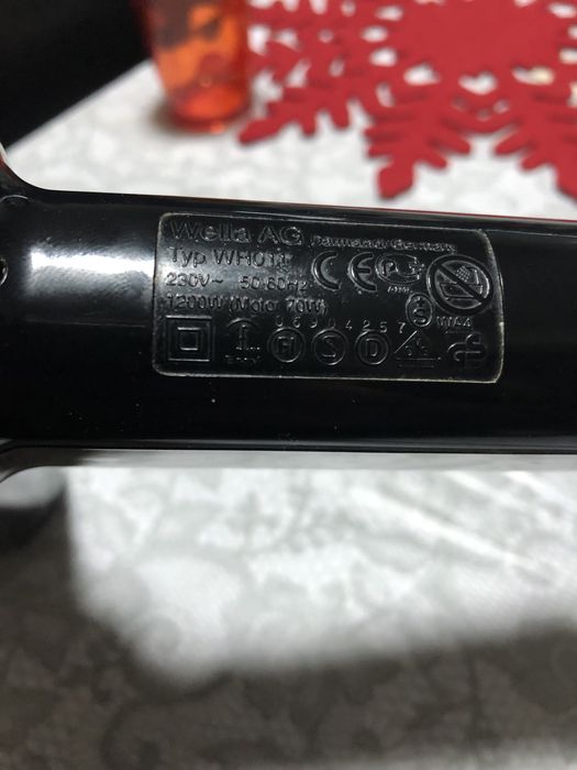 Vând uscător profestional