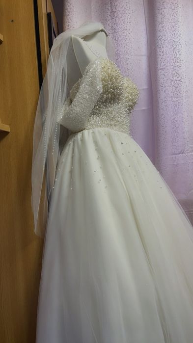 Rochie mireasa mărimea 46