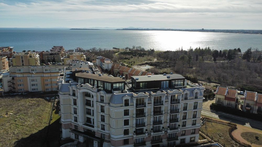 Продава се Тристаен апартамент в Свети Влас - 73 кв.м за 1222 €/кв.м - Снимка #19