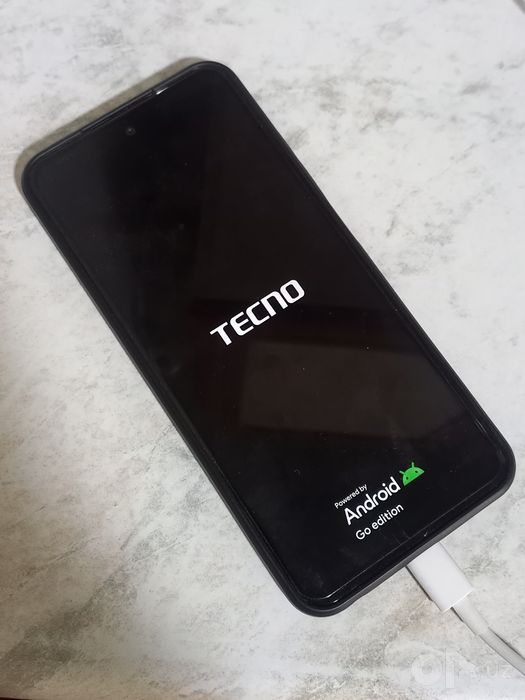 Tecno Spark 40C sotiladi