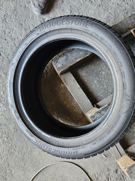 2 anvelope iarna 205 50 17 Bridgestone 2022.