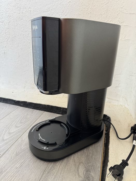 Машина за Домашен Сладолед и Десерти Ninja CREAMi NC300EU (800W, 7 програми)