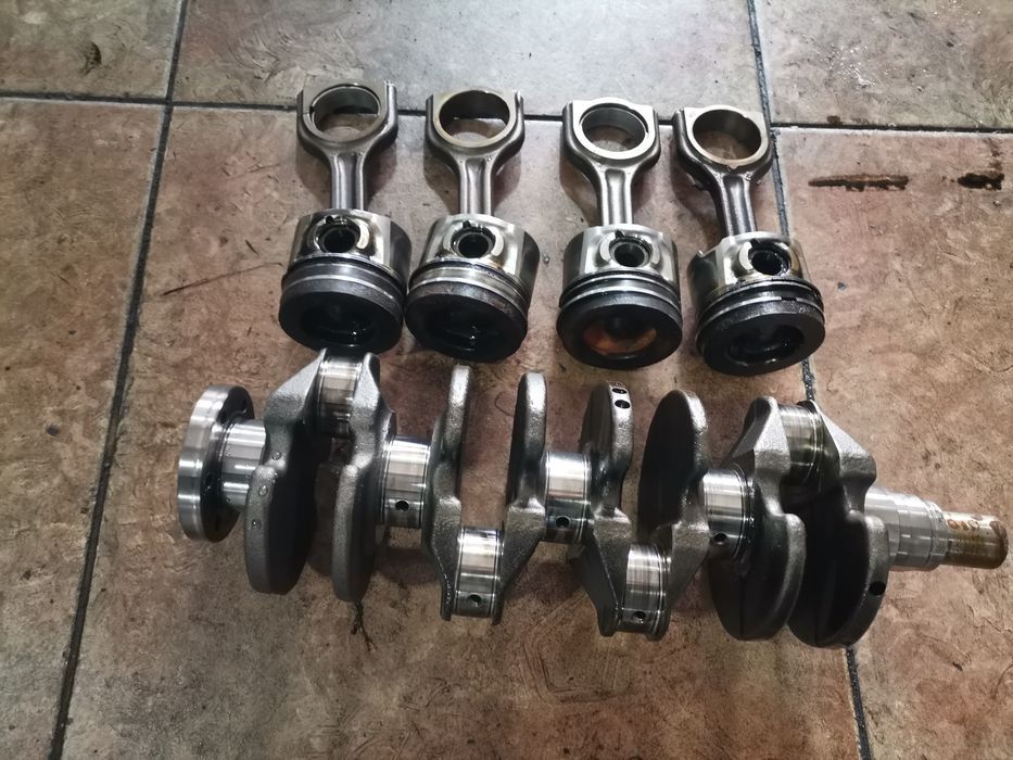 Chiulasa/vibrochen/pistoane 1.6tdci euro 5