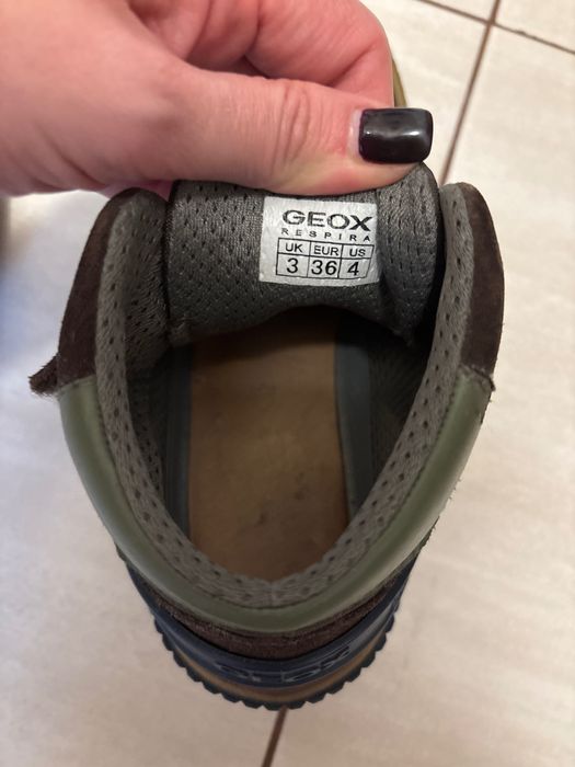 Vând ghete piele naturală, geox, mărimea 36