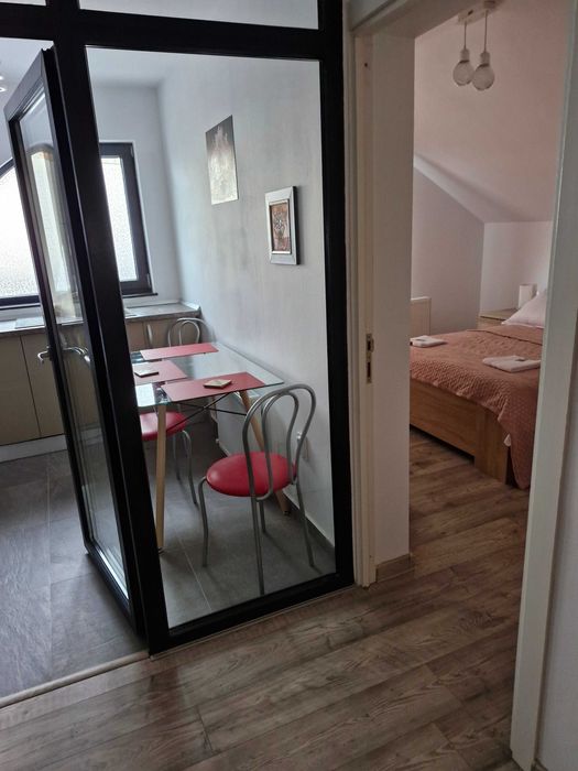 Apartament 2 camere, bloc nou,chirie