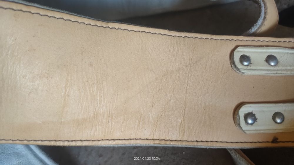 Продам кожаные ремни.