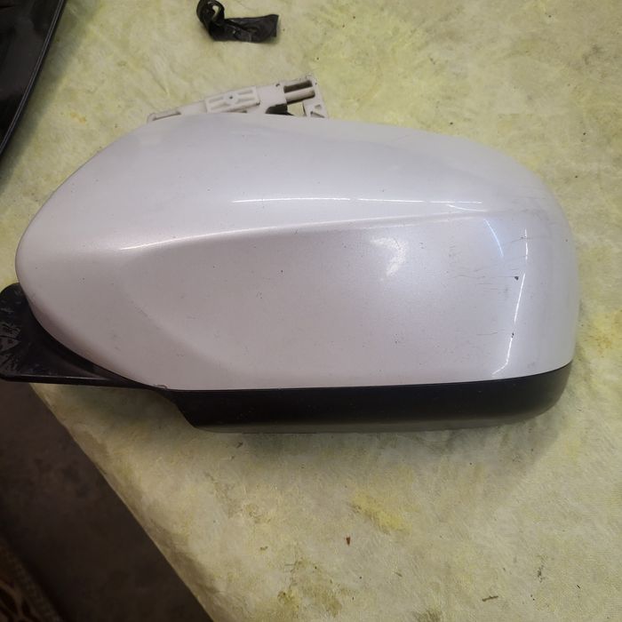 Зеркало субару аутбэк 2011год