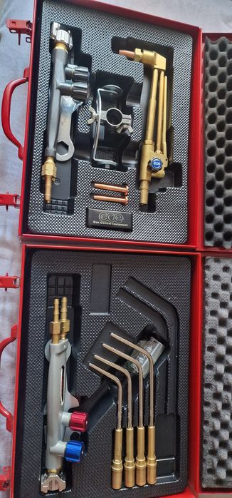 Vând truse pentru sudare și tăiere oxiacetilenică+reductoare