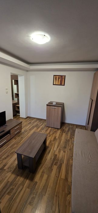 Închiriez Garsonieră Modernă – Ultracentral – Dotări Complete