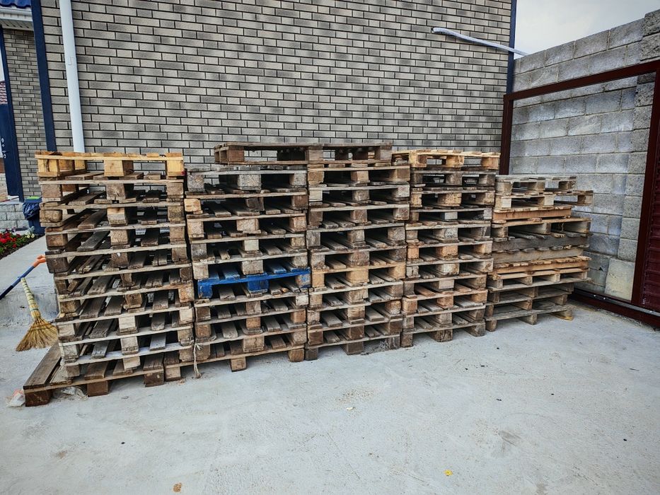 продам поддоны шт