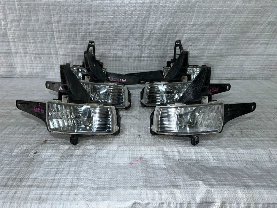 Противотуманные фары Toyota Estima 50 дорестайл оригинал из Японии