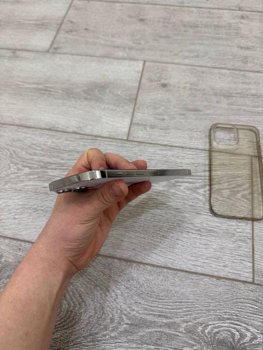 Iphone 13 Pro Max LL/A Ayibi bor