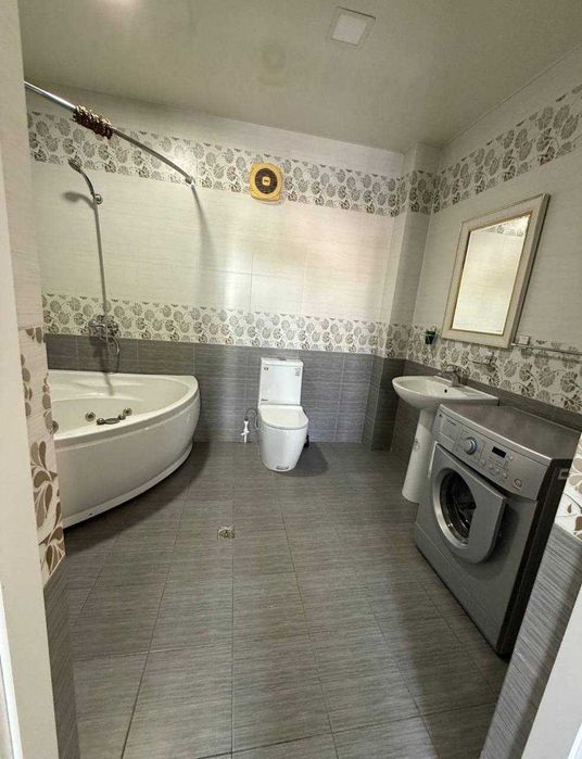 Сдаётся 2-комнатная квартира в районе Юнусабадский 6 ЖК Хонсарой!