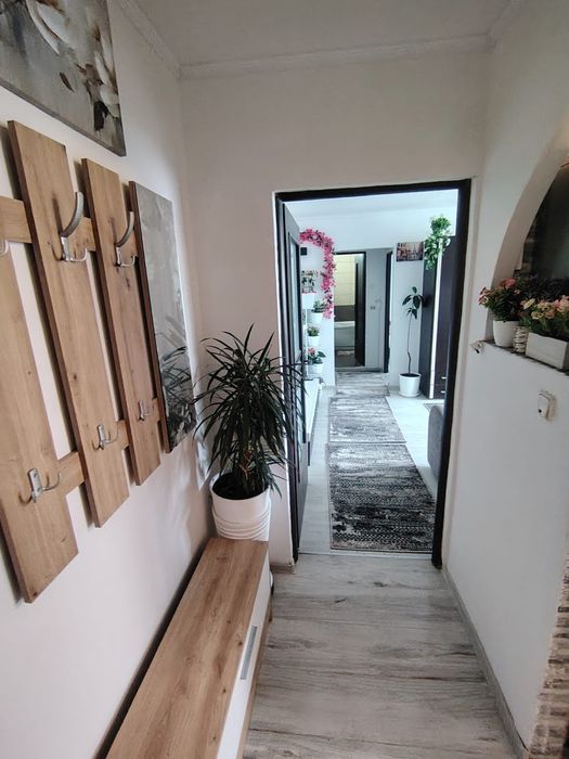Chirie apartament cu doua camere zona buna
