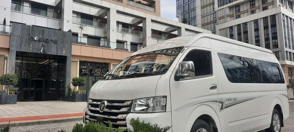 Заказать минивэн/микроавтобус до 12 человек