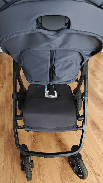 Cărucior bebeluși Lionelo Amber Plus 2 in 1