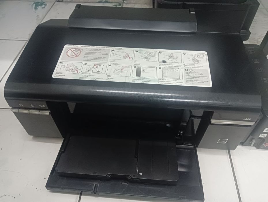 Epson l800 в хорошем состоянии