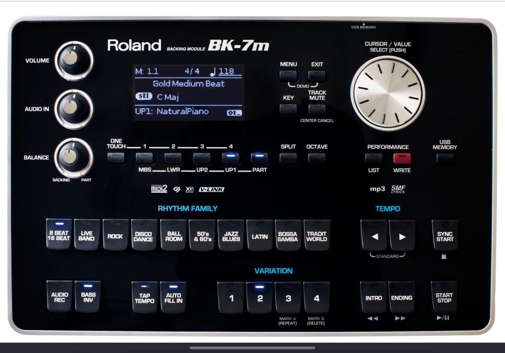 Vând modul Roland BK-7M. Preț: 2700 RON (negociabil)