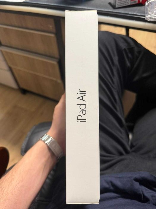 Apple iPad Air 1 16GB Wi-Fi Silver – Cutie originală, achizitionat de nou din SUA