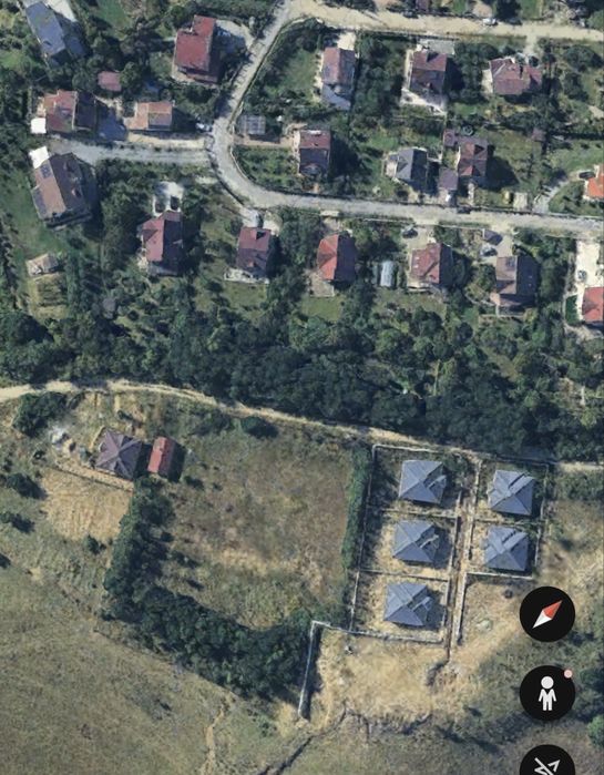 Teren de vânzare Budacu de Jos – 3 parcele, utilități la limită, zonă Raal