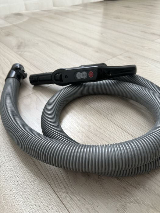 Продам ручку , шланг фильтр пылесос Самсунг