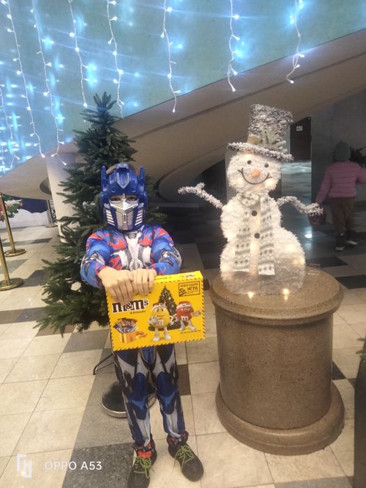 Продам костюм трансформера.