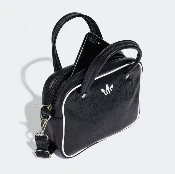 Сумкая adidas Adicolor XS