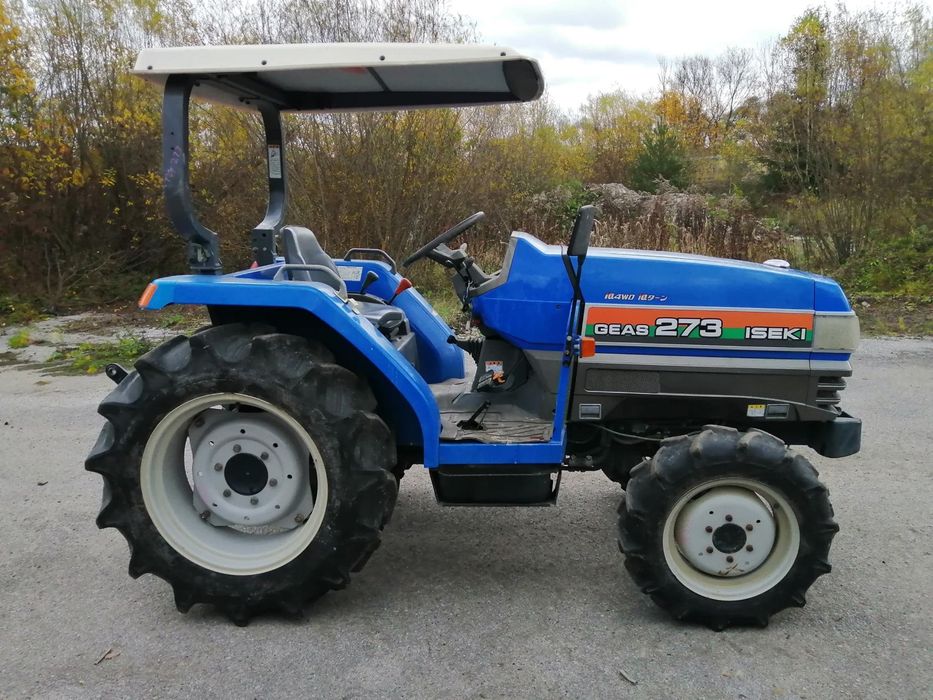 Tractor japonez iseki geas 27 cp 4x4 cu freza inclusa