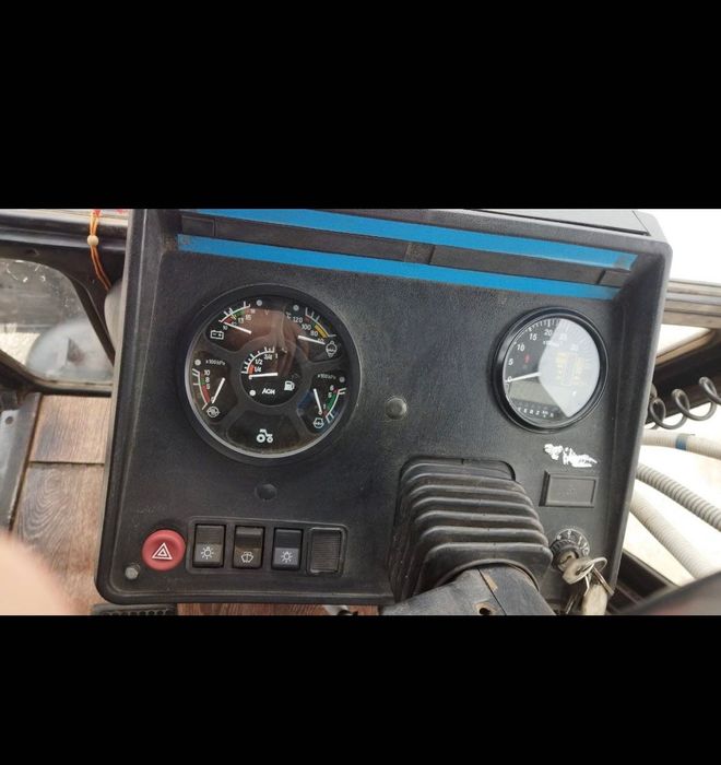 Трактор Беларус 952