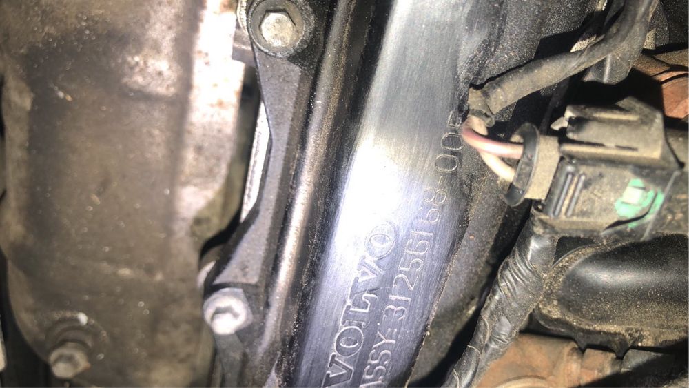 Volvo Xc 70 D5 185 кс 2008г, 2,4 дизел на части