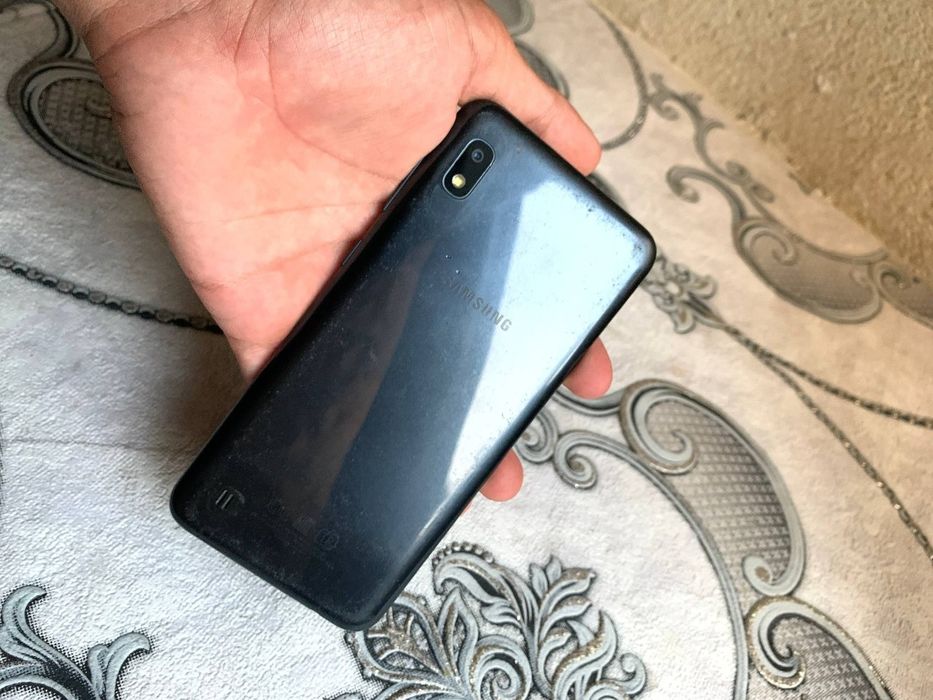 Samsung A 10 sotiladi