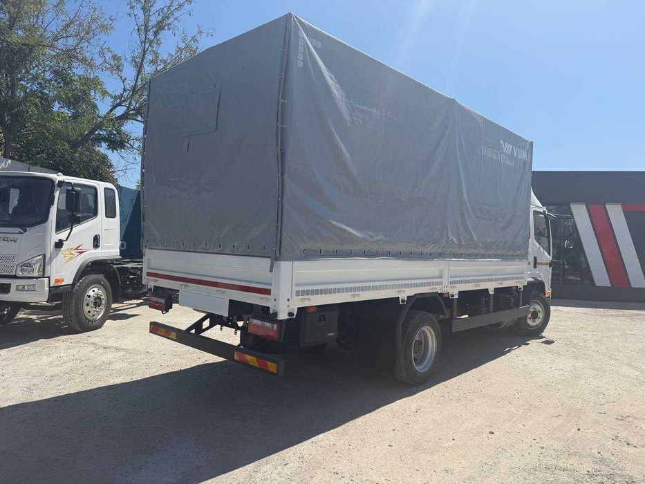 Nalichi sotuvda TENT..Бортли тент FAW Tiger V