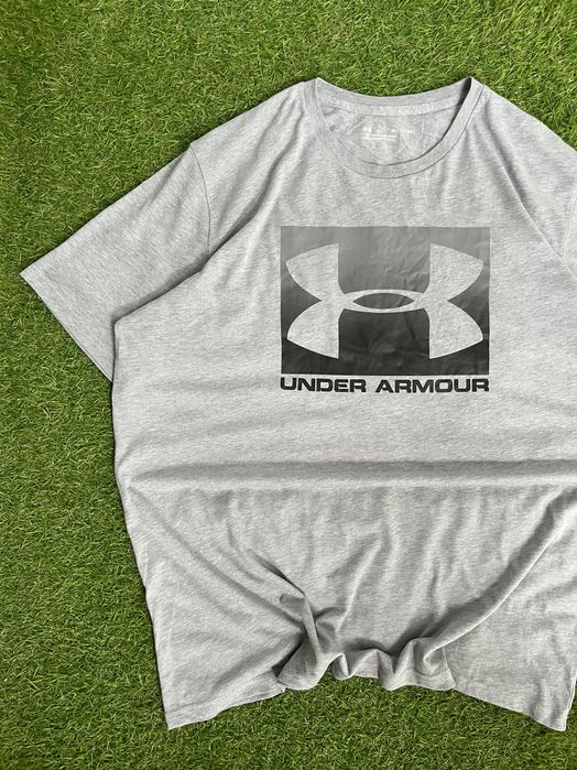 Мъжка блузка с къс ръкав : UNDER ARMOUR XL