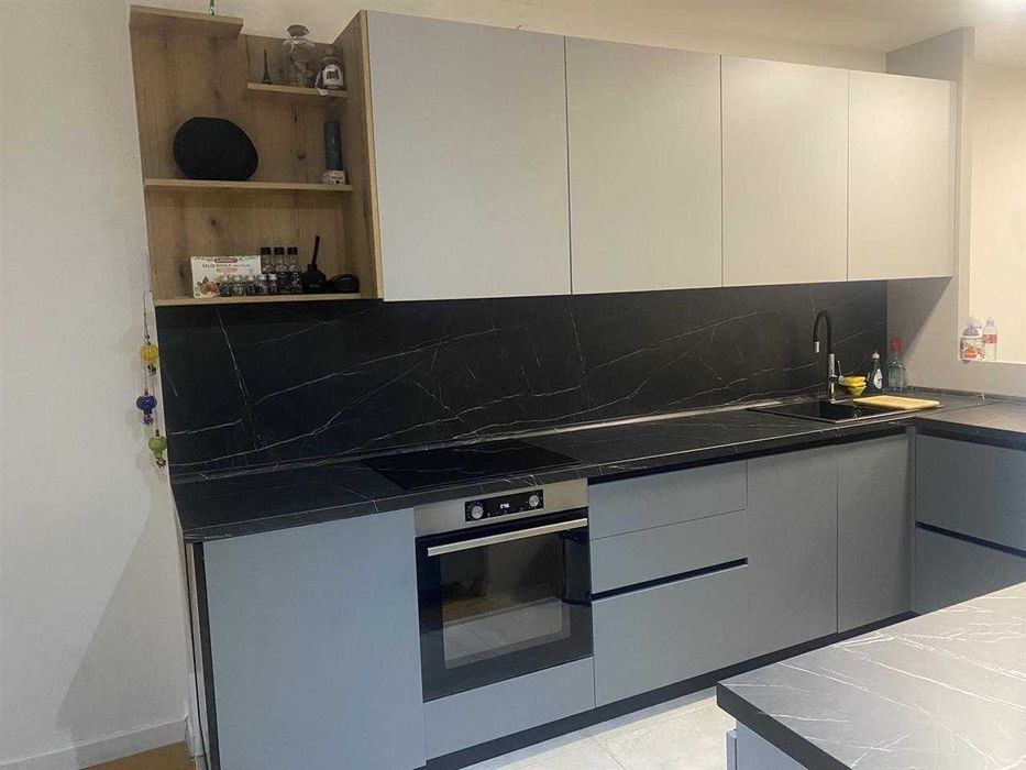 Дава се под наем Двустаен апартамент в Бургас, Славейков - 59 кв.м за 219.3 € - Снимка #2