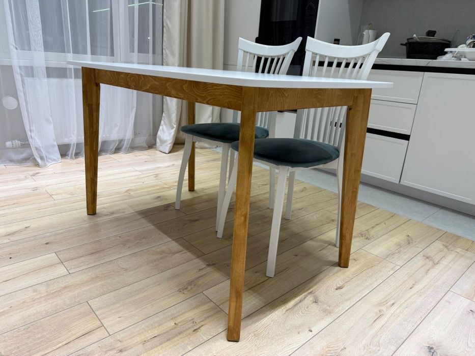 Новый стол, отличное качество