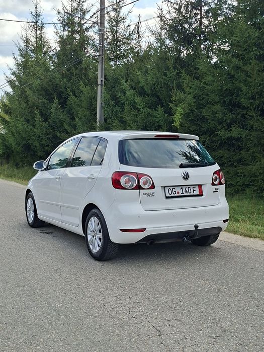 VW GOLF 6 PLUS + COMFORTLINE BLUEMOTION * 10.2012* Climă * Navigatie * Tempomat * Pdc* EURO 5* Vopsea Originală * 6 Viteze *1.2 Benzină *Import 1 ZI*