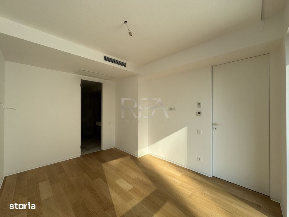 3 camere One Lake Club, club cu piscina si promenada pe lac
