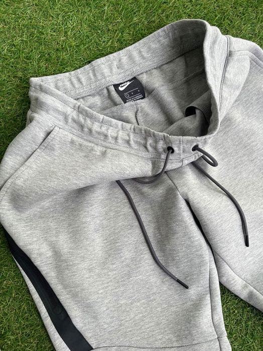 Мъжко долнище : Nike Fleece Tech L