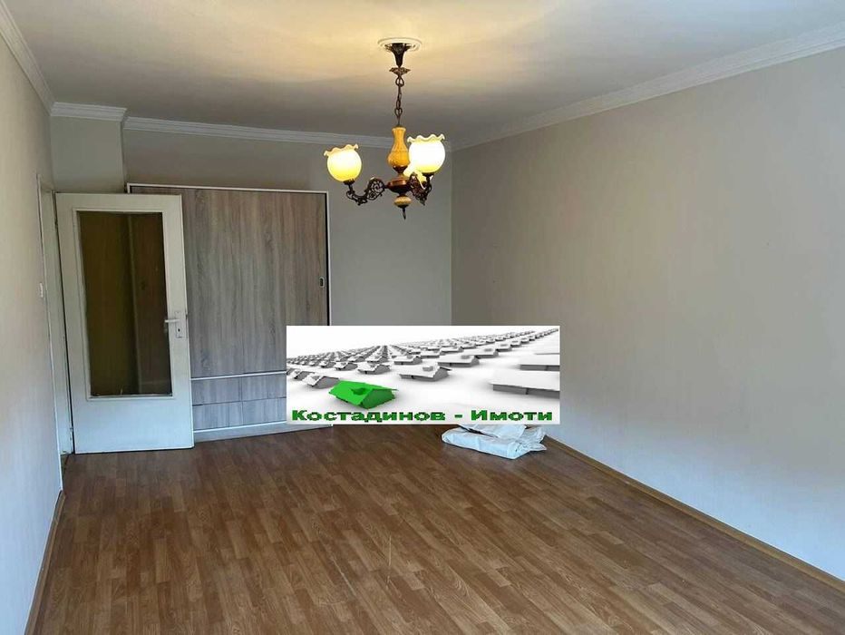 Продава се Тристаен апартамент в Пловдив, Кючук Париж - 69 кв.м за 1566 €/кв.м - Снимка #1