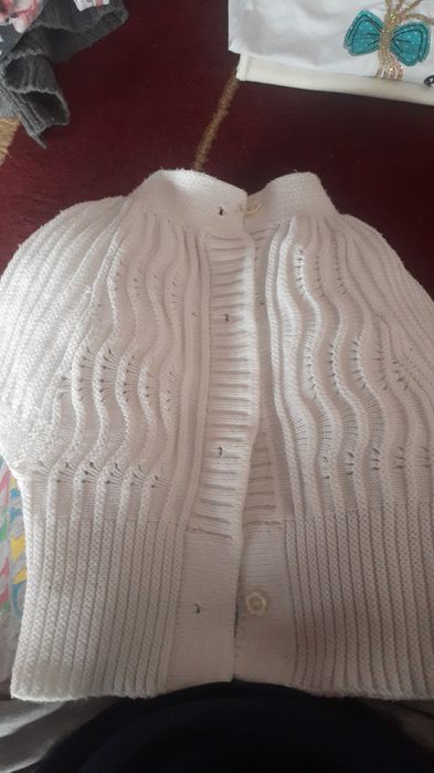 Продам платья до года