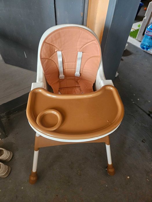 Столче за хранене на бебе