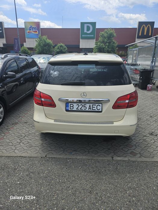 Mercedes B class