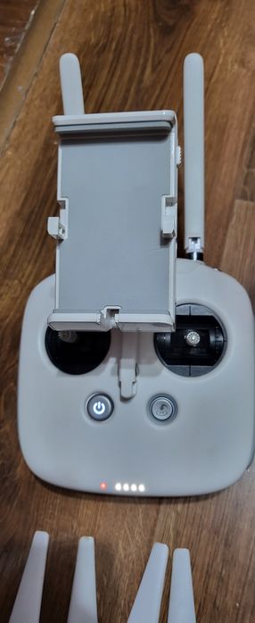 Продаю пульт управления на dji phantom advanced