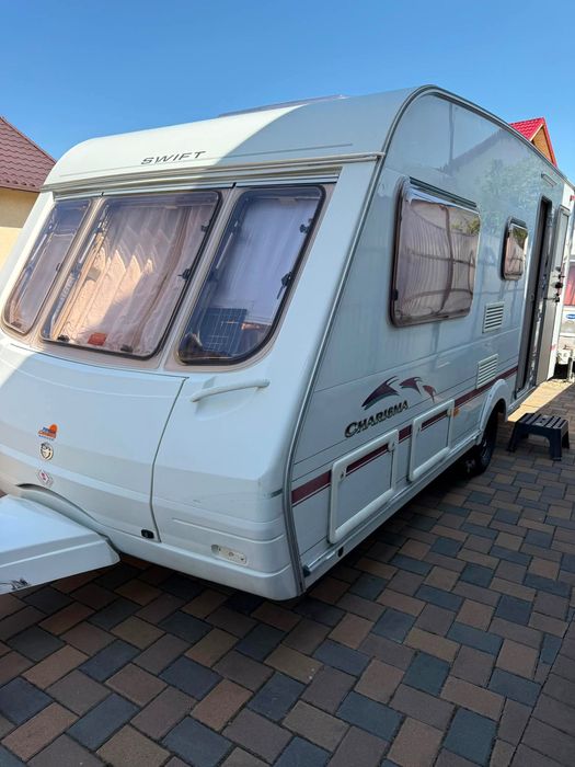 2004 swift charisma’