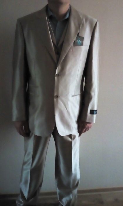 продам костюм НОВЫЙ