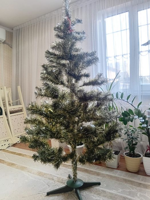 Продам искусственные ёлки