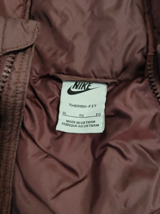 Мъжко зимно яке NIKE