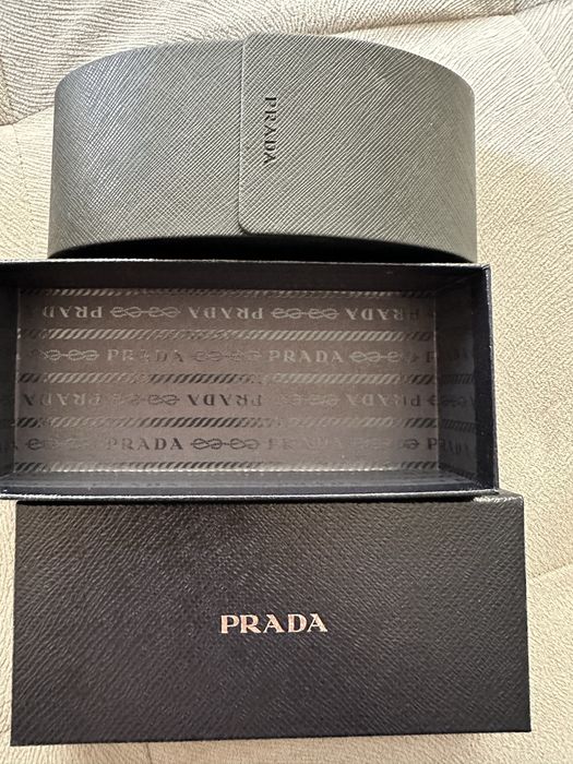 Дамски слънчеви очила PRADA