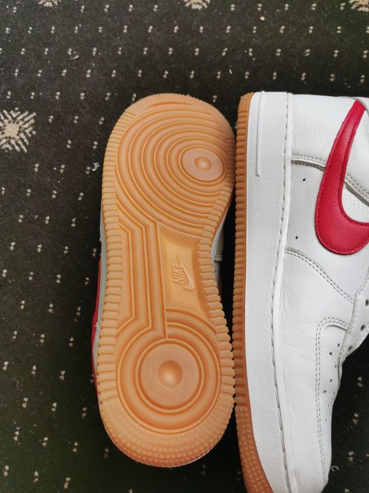 Обувки Nike     .